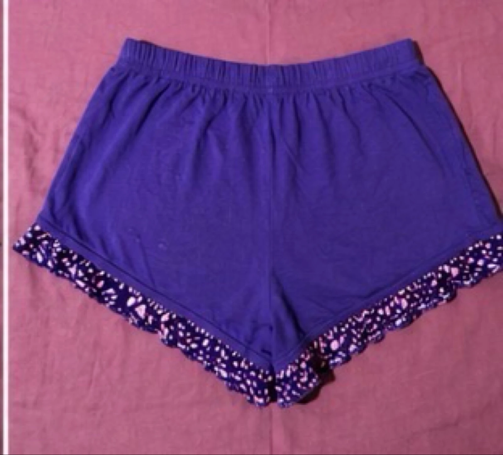 Blaue pyjama met bretels en bijpassende rucheshort met print, maat 42/44 nachtkledingset – photo 5